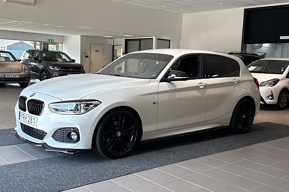BMW 118i 5 of 5
