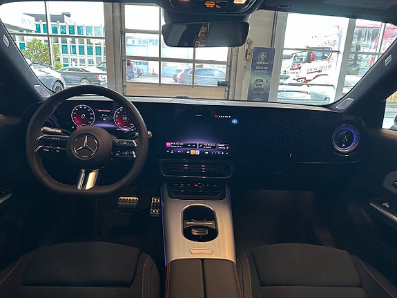 Mercedes-Benz CLA250+ 8 of 13