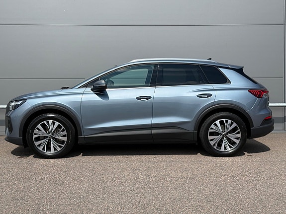 Audi Q4 e-tron 2 of 5