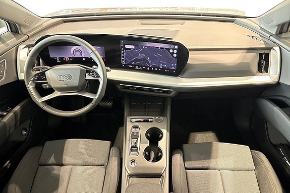 Audi Q4 e-tron 10 of 27