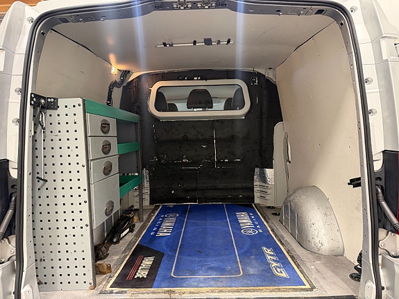 Mercedes-Benz Vito 119 16 of 28