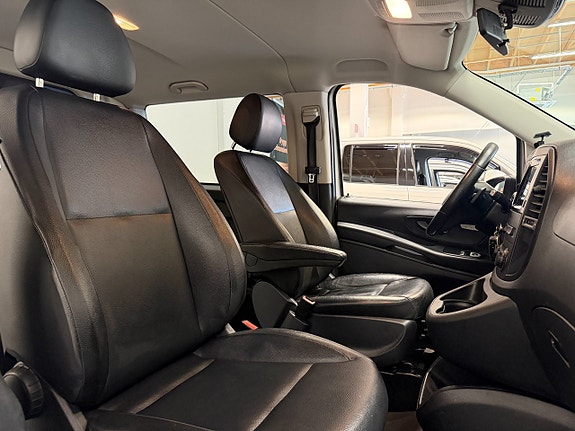 Mercedes-Benz Vito 119 14 of 28