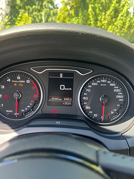Audi A3 8 of 11