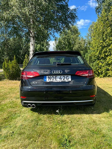Audi A3 4 of 11