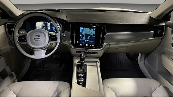 Volvo V90 6 of 9