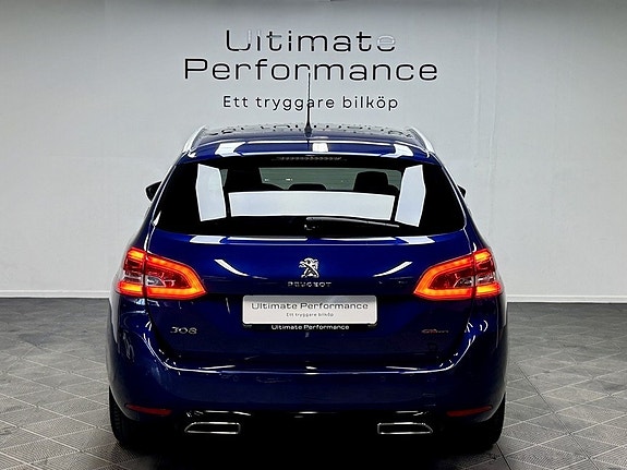 Peugeot 308 SW 7 of 19