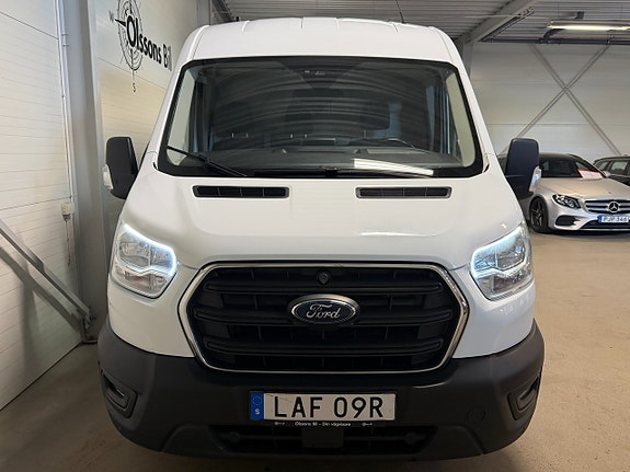 Ford Transit 8 of 19