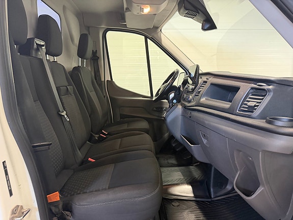 Ford Transit 11 of 19