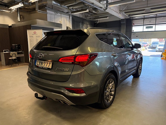 Hyundai Santa Fe 5 of 30