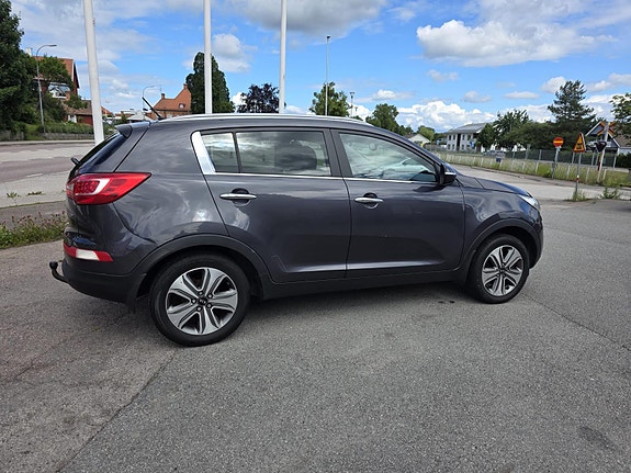 Kia Sportage 3 of 8