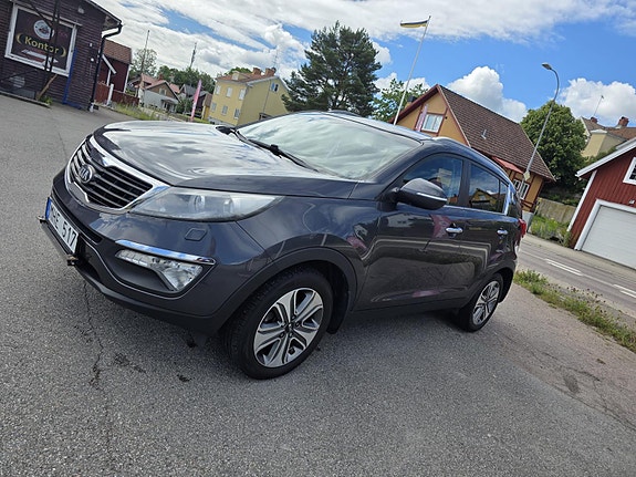 Kia Sportage 4 of 8