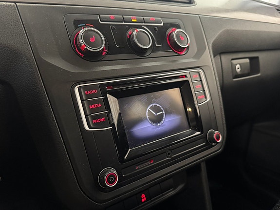 Volkswagen Caddy 17 of 26