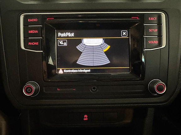 Volkswagen Caddy 15 of 26