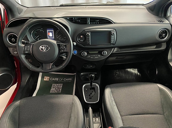 Toyota Yaris 10 of 19