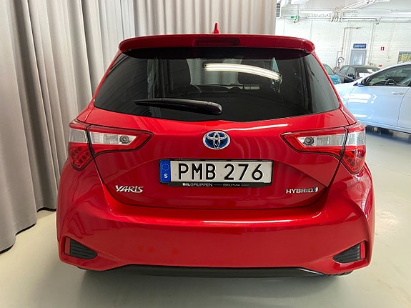Toyota Yaris 6 of 19