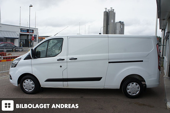 Ford Transit Custom 3 of 5