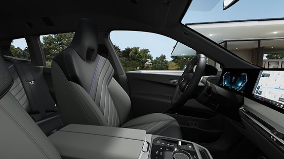 BMW iX 5 of 5