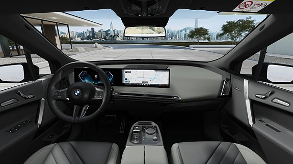 BMW iX 6 of 11