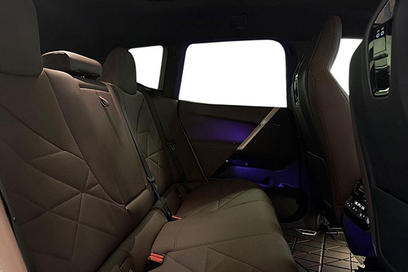 BMW iX 7 of 18