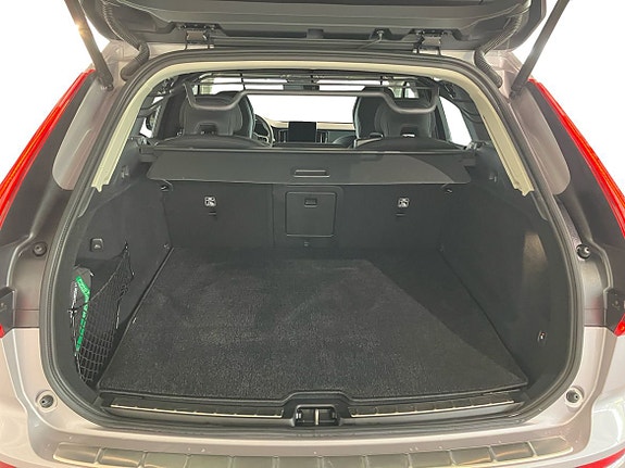Volvo XC60 14 of 15