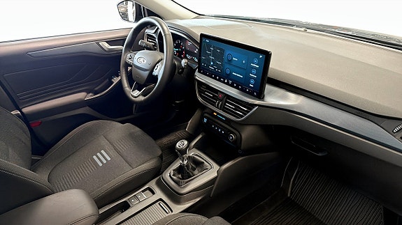 Ford Focus 3 of 9