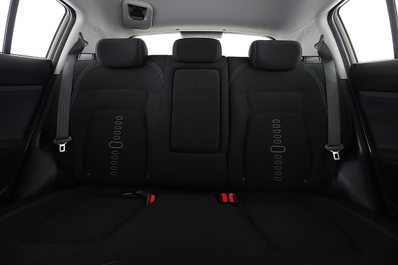 Kia Sportage 16 of 30