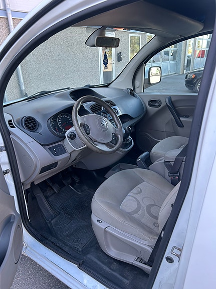 Renault Kangoo Express 4 of 6