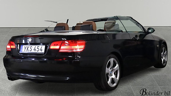 BMW 325d 8 of 22