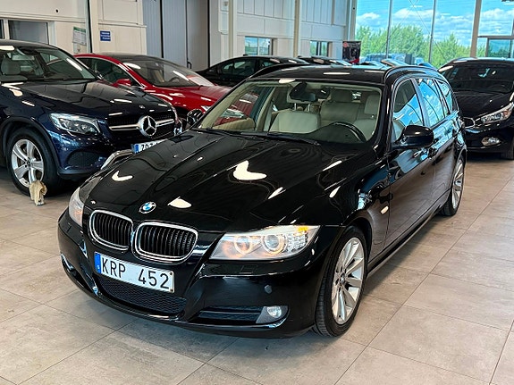 BMW 318i 3 of 5