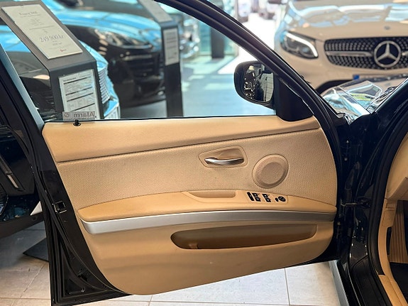 BMW 318i 13 of 18