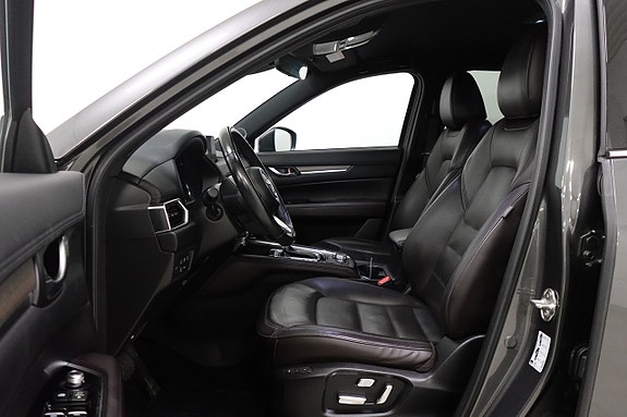 Mazda CX-5 3 of 5