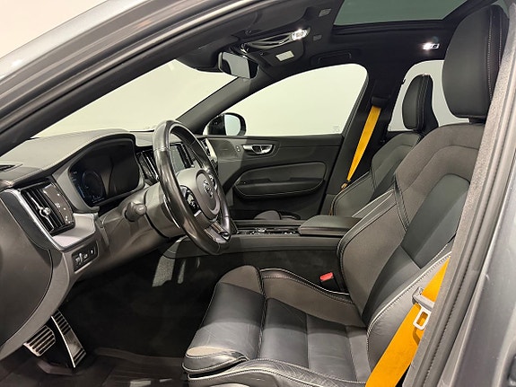 Volvo XC60 14 of 18
