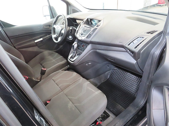 Ford Transit Connect 5 of 5