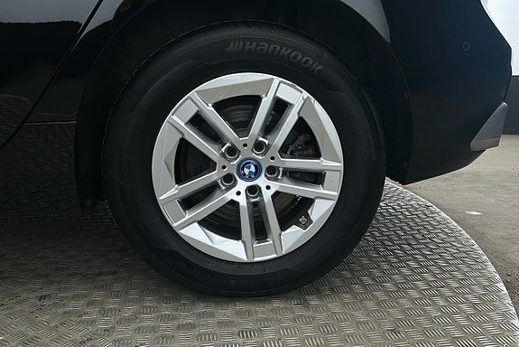 BMW 225e 11 of 24