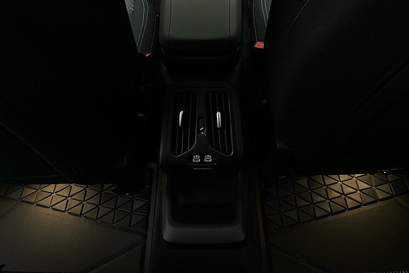 BMW 225e 20 of 24