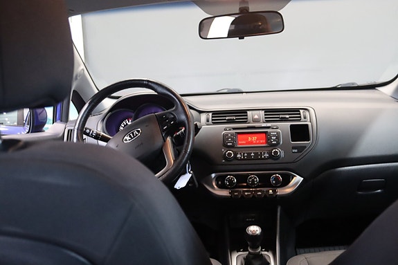 Kia Rio 12 of 14