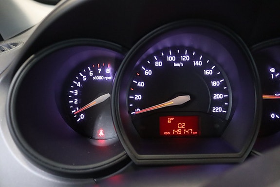 Kia Rio 10 of 14