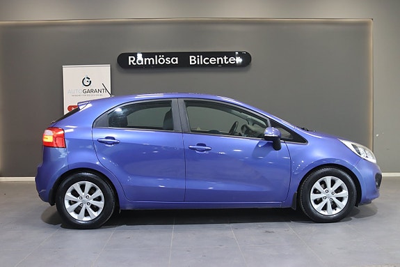 Kia Rio 7 of 14