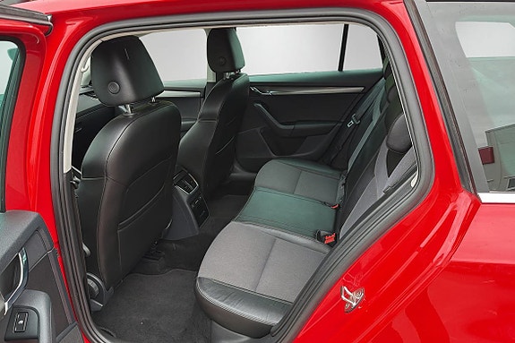 Skoda Octavia 5 of 5