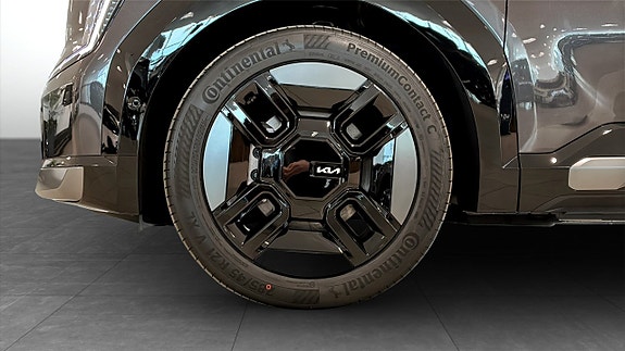 Kia EV9 14 of 20