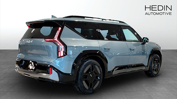 Kia EV9 12 of 18