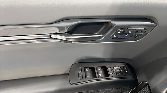 Kia EV9 14 of 17