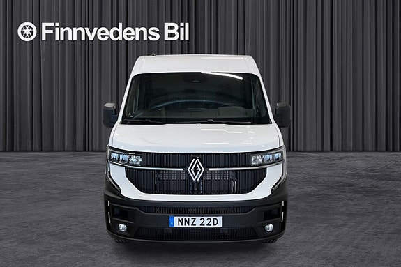 Renault Master 2 of 5