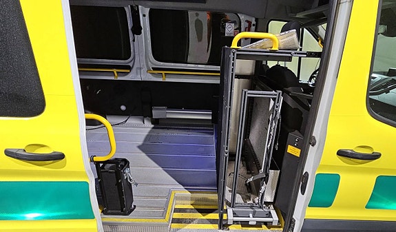 Ford Transit 9 of 12