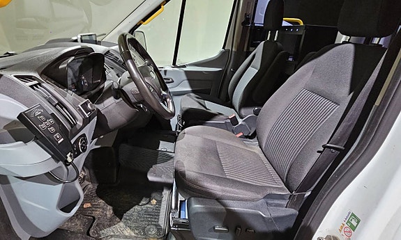 Ford Transit 6 of 12