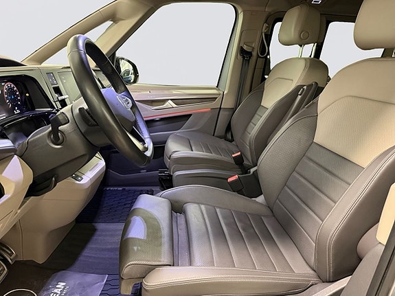 Volkswagen Multivan 5 of 5