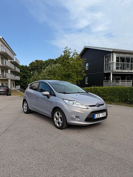 Ford Fiesta 5 of 5