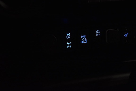 Toyota HiLux 22 of 23