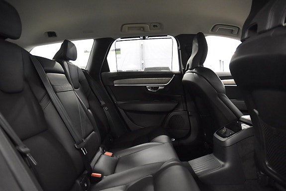 Volvo V90 13 of 27