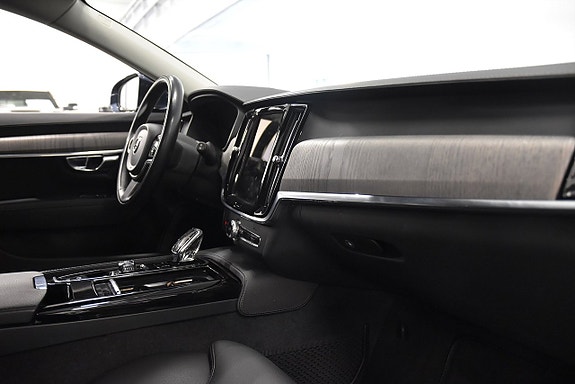 Volvo V90 8 of 27